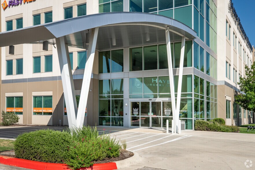 More Photos Of 135 Bunton Creek Rd, Kyle Medical For Lease