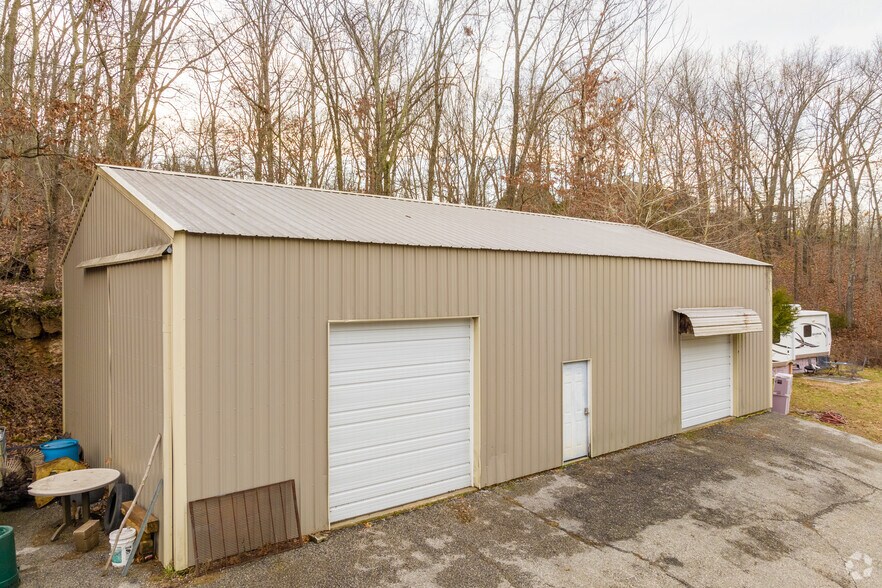 More Photos Of 846 Winery Hills Est, Linn Creek Winery Vineyard For Sale