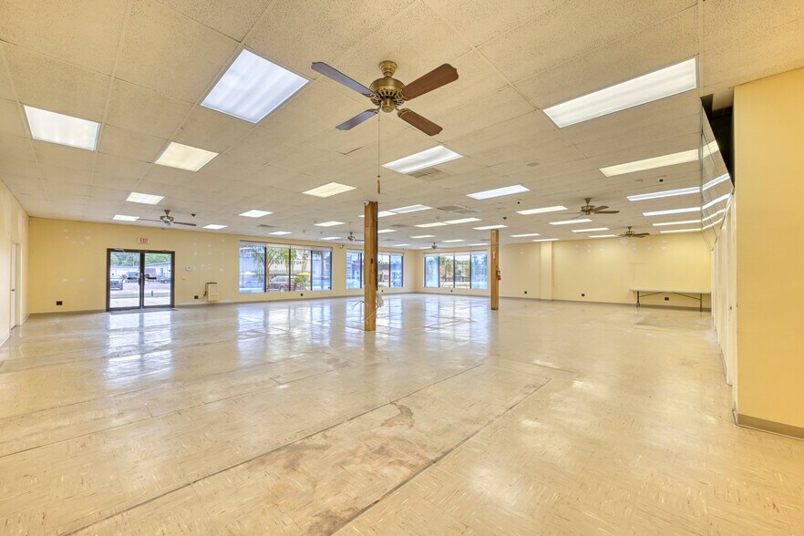 More Photos Of 5858 St Augustine Rd, Jacksonville Freestanding For Lease