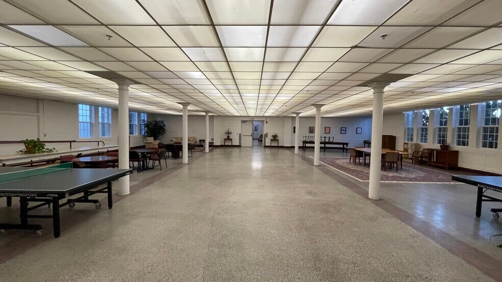 More Photos Of 1 Saint Vincents Dr, San Rafael Schools For Lease