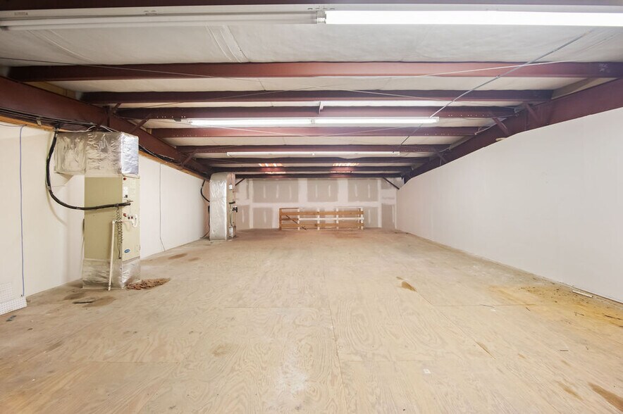 More Photos Of 1197 Piney Green Rd, Jacksonville Auto Repair For Lease