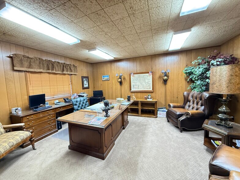 More Photos Of 12525 Old Highway 99, Seminole Warehouse For Sale