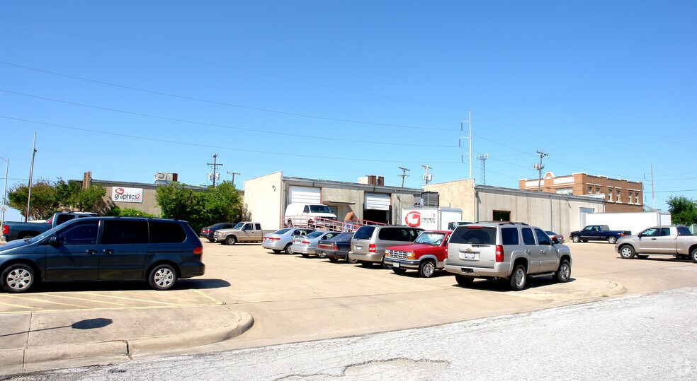 More Photos Of 507 S Main St, Fort Worth Flex For Sale