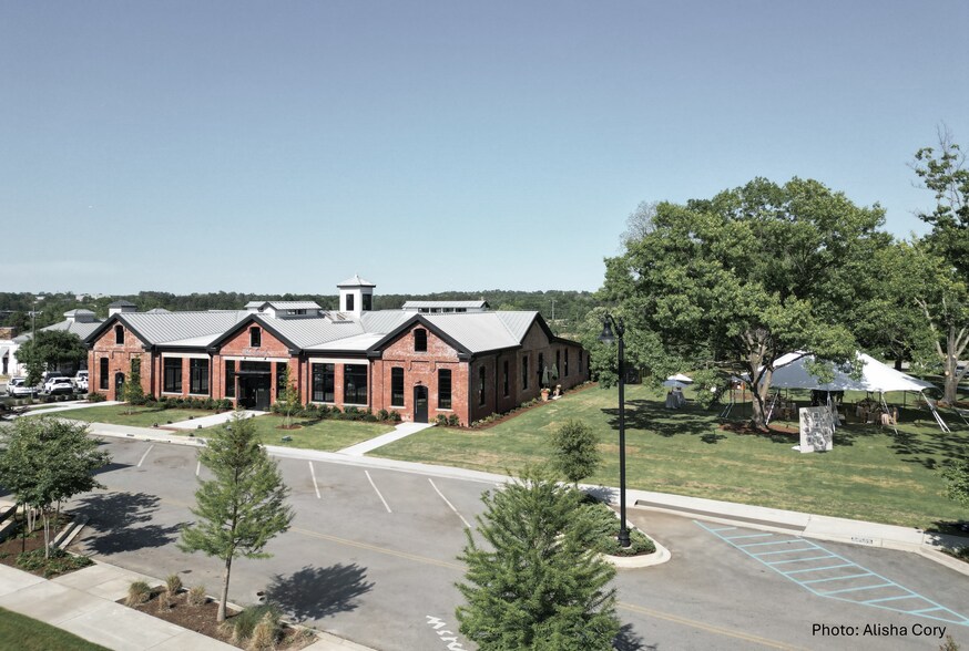 More Photos Of 2046 Talley St, Columbia Storefront Retail Office For Lease