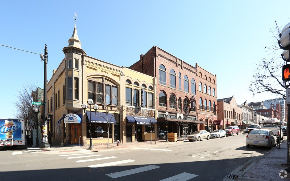 More Photos Of 215-217 E Washington St, Ann Arbor Office For Lease