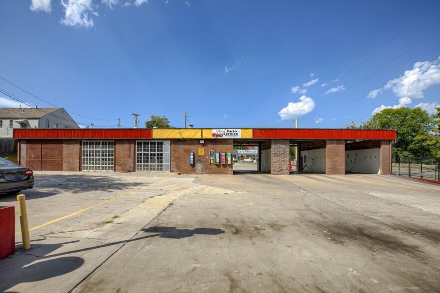 More Photos Of 7030 Troost Ave, Kansas City Carwash For Sale