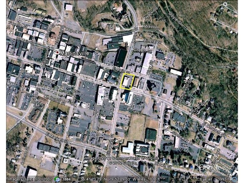 More Photos Of 8 Lester St, Martinsville General Retail For Sale