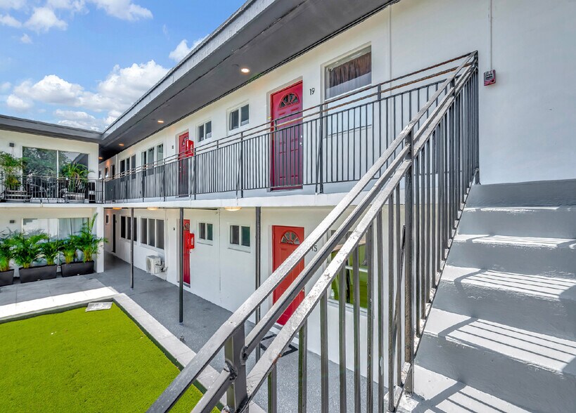 More Photos Of 14280 NE 6th Ave, North Miami Apartments For Sale