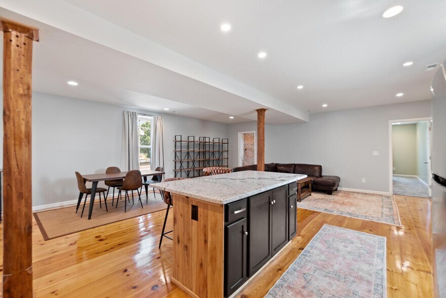More Photos Of 104 S Main St, Glencoe Storefront Retail Residential For Sale