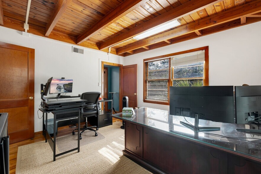 More Photos Of 231 E 5th Ave, Tallahassee Office For Sale