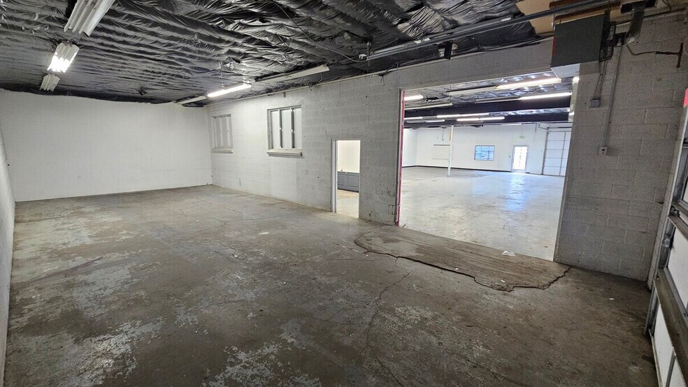 More Photos Of 5010-5030 Acoma St, Denver Warehouse For Lease