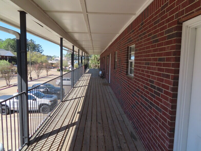 More Photos Of 2455 Montgomery Rd, Huntsville Apartments For Sale