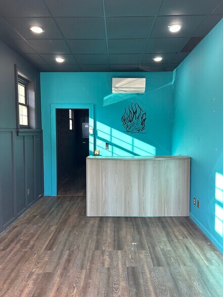 More Photos Of 105 Curtis Ave, Manasquan Office For Lease