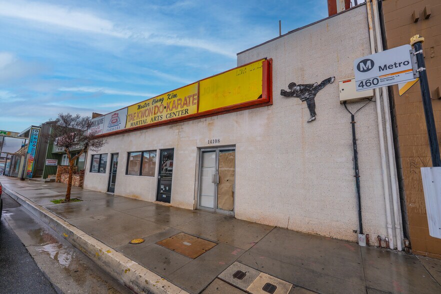 More Photos Of 14104-14108 Pioneer Blvd, Norwalk Storefront For Sale