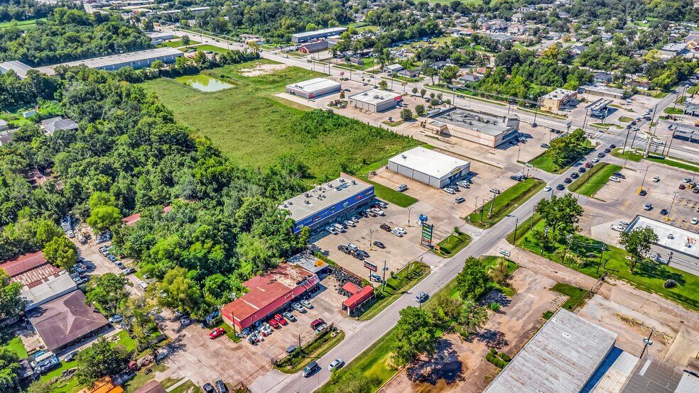 More Photos Of 12815-12829 Aldine Westfield Rd, Houston Freestanding For Sale