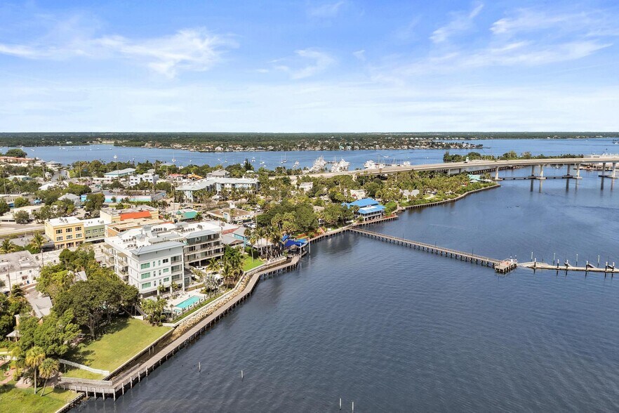 More Photos Of 37-41 SW Seminole St, Stuart Apartments For Lease