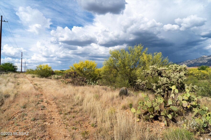 More Photos Of SE Oracle & Mountainaire Dr, Tucson Land For Sale