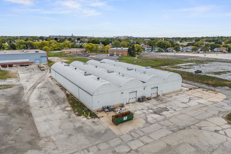 More Photos Of 4700B W Mitchell St, Milwaukee Unknown For Lease