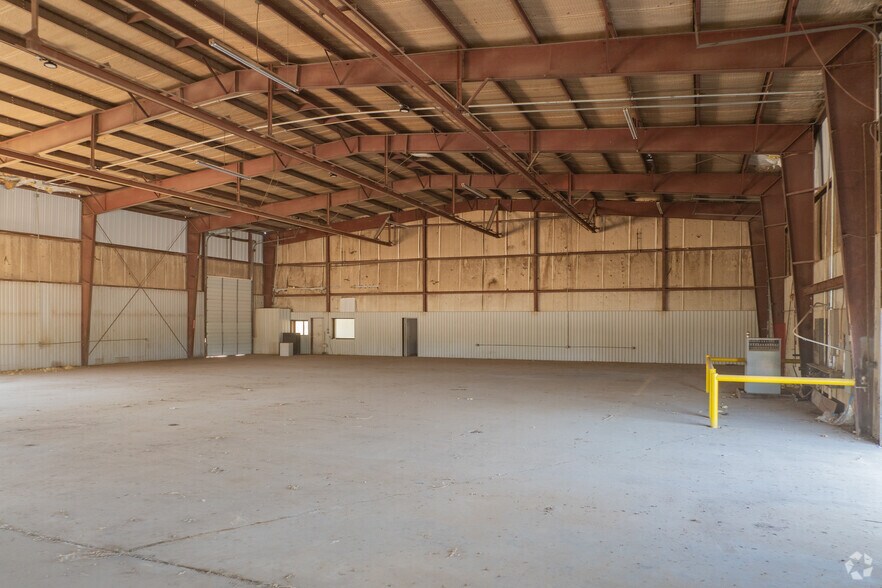More Photos Of 705 Industrial Loop, Breckenridge Manufacturing For Lease
