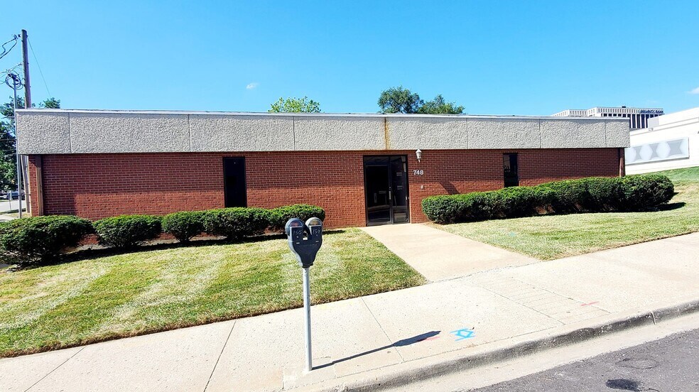 More Photos Of 748 Ann Ave, Kansas City Office For Lease