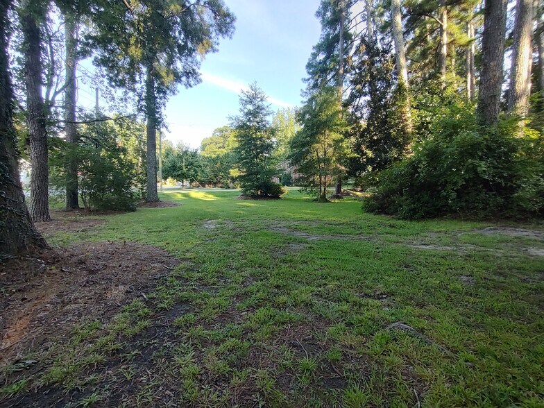 More Photos Of 406 Courtland Dr, Sanford Land For Sale