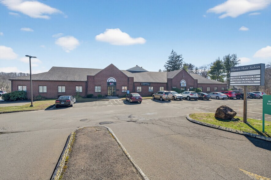 More Photos Of 444 Foxon Rd, East Haven Office For Sale