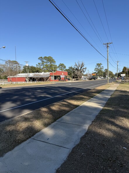 More Photos Of 1845 W Jefferson St, Quincy Warehouse For Sale