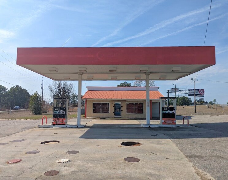 Primary Photo Of 2210 N US 1 Hwy, Marston Service Station For Sale