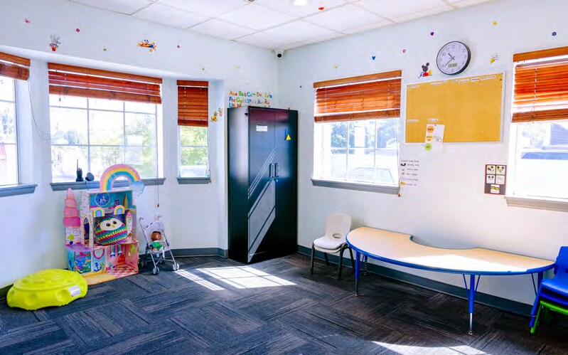 More Photos Of 3877 12th St, Riverside Office For Lease