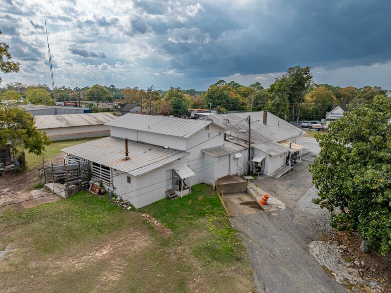 More Photos Of 301 Ridge Ave S, Tifton Specialty For Sale