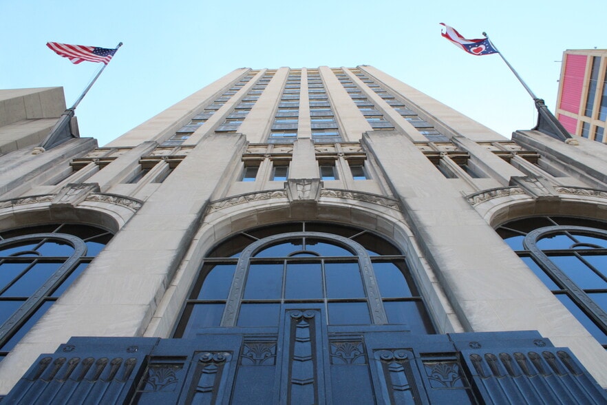 More Photos Of 120 W 2nd St, Dayton Office For Lease