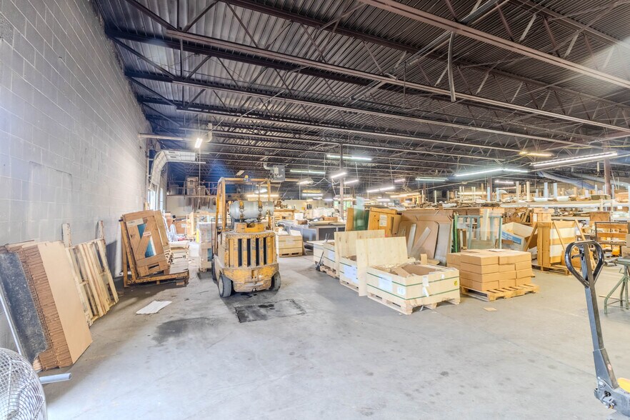 More Photos Of 55-57 Mark Dr, Delmont Light Manufacturing For Lease