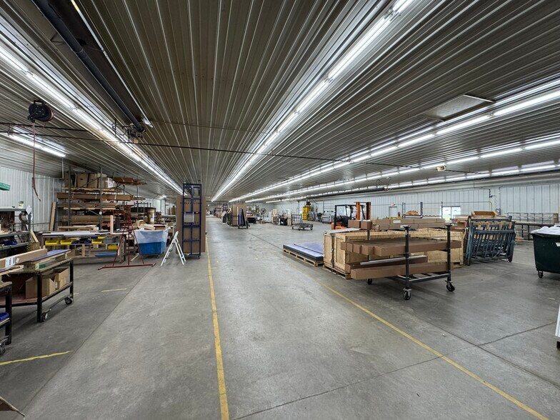 More Photos Of 1300 W Taylor St, Merrill Industrial For Sale
