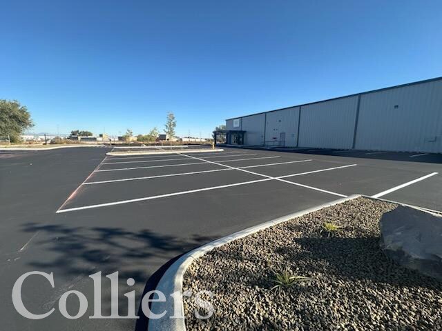 More Photos Of 805 Parkcentre Way, Nampa Warehouse For Lease