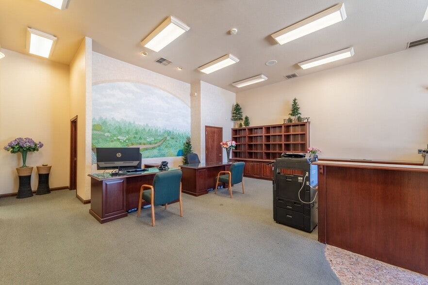 More Photos Of 1444 W Main St, Ripon Medical For Sale