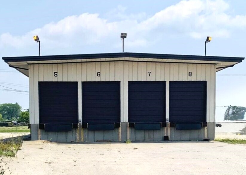 More Photos Of 1800 Industries Rd, Richmond Truck Terminal For Lease