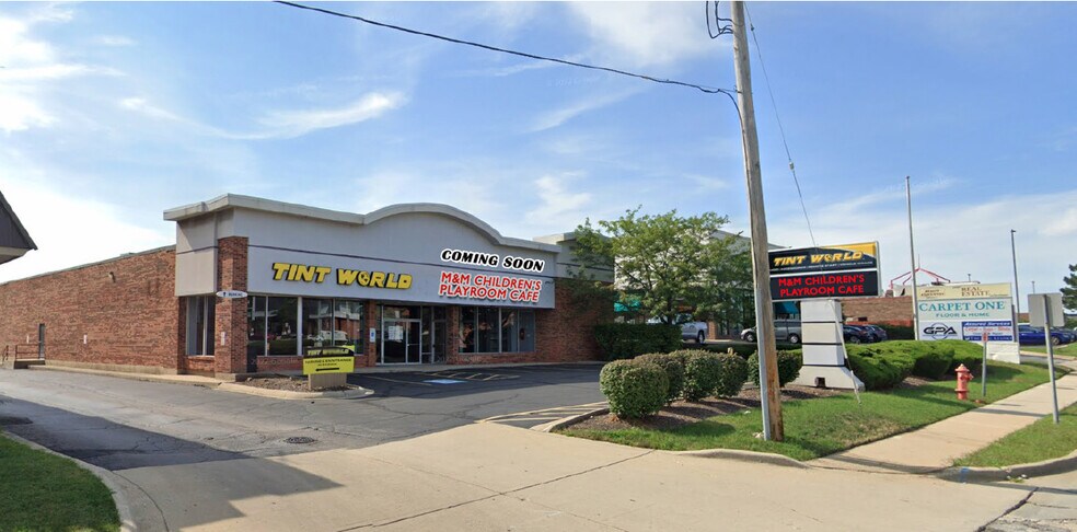 More Photos Of 1228 N Roselle Rd, Schaumburg Freestanding For Sale