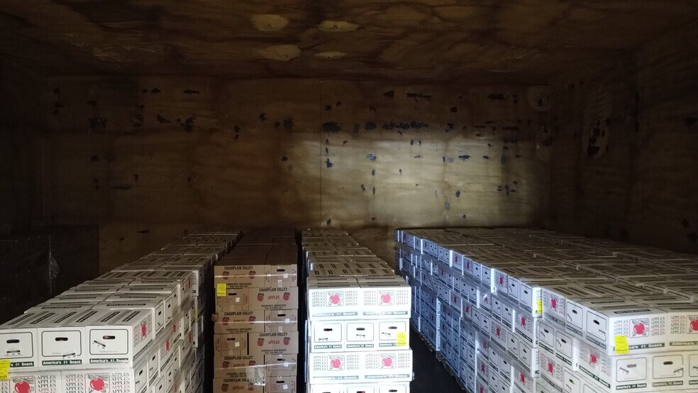 More Photos Of 36 Hull Ave, Clintondale Industrial For Sale