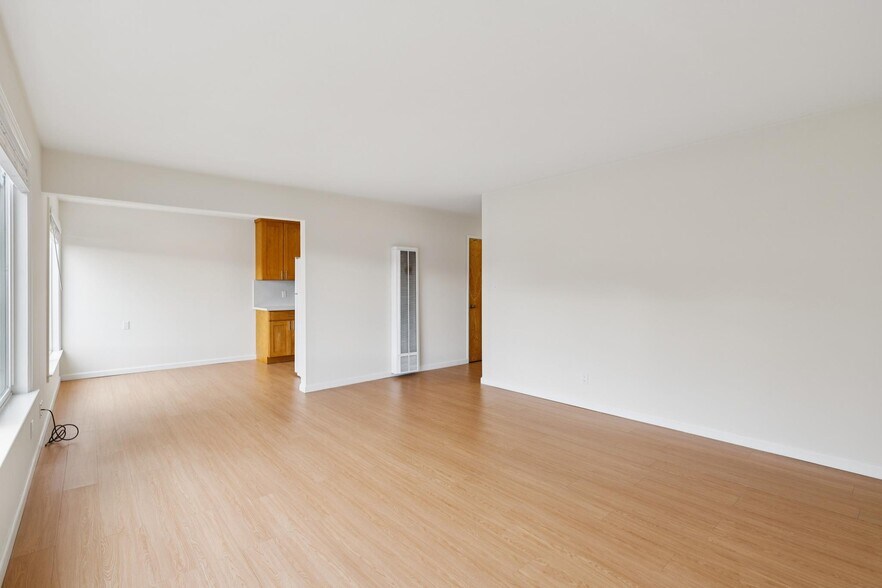 More Photos Of 237 Cumberland St, San Francisco Multifamily For Sale