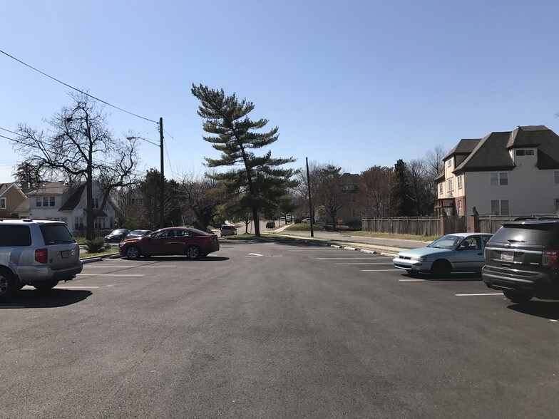 More Photos Of 1730 Hamlin St NE, Washington Medical For Lease