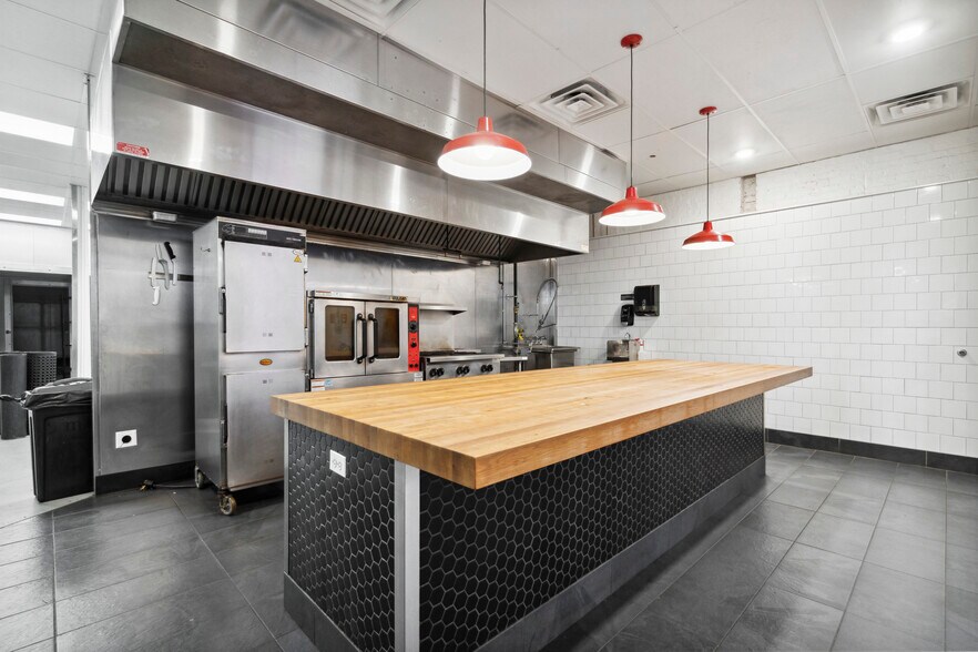 More Photos Of 1521-1531 N 31st St, Philadelphia Warehouse For Sale