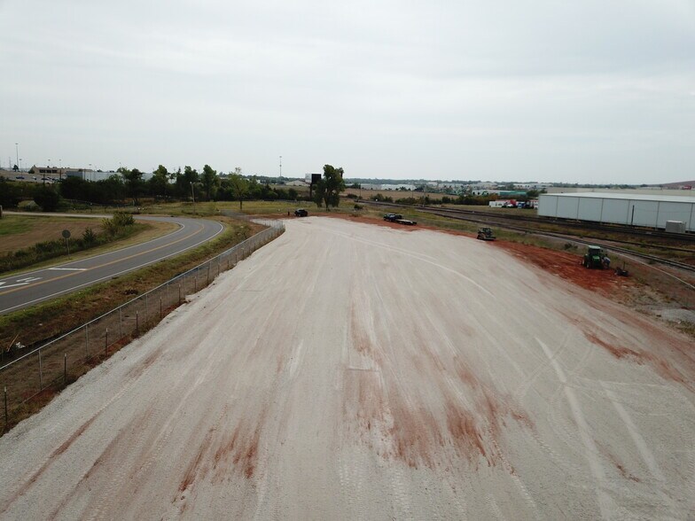 More Photos Of 7900 Pole Road -1, Oklahoma City Land For Lease