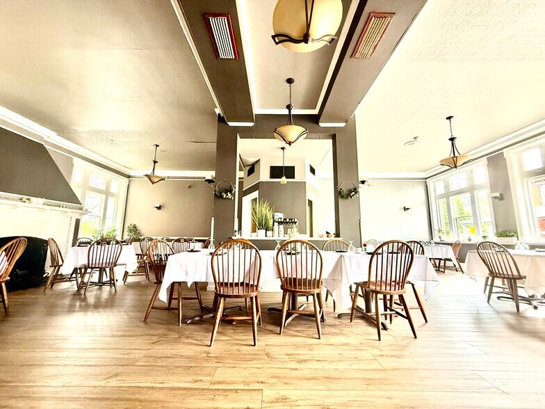 More Photos Of 62 Broadway, Bangor Hotel For Sale