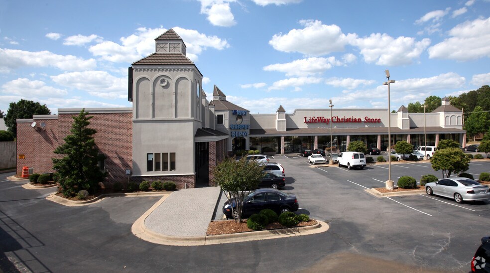 More Photos Of 11600 Chenal Pky, Little Rock General Retail For Lease