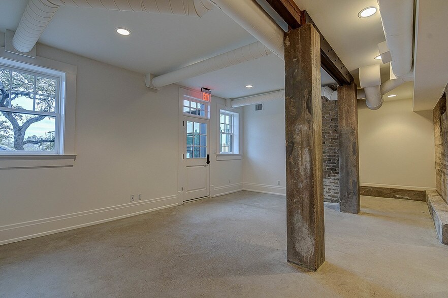 More Photos Of 904 San Antonio St, Austin Office For Lease