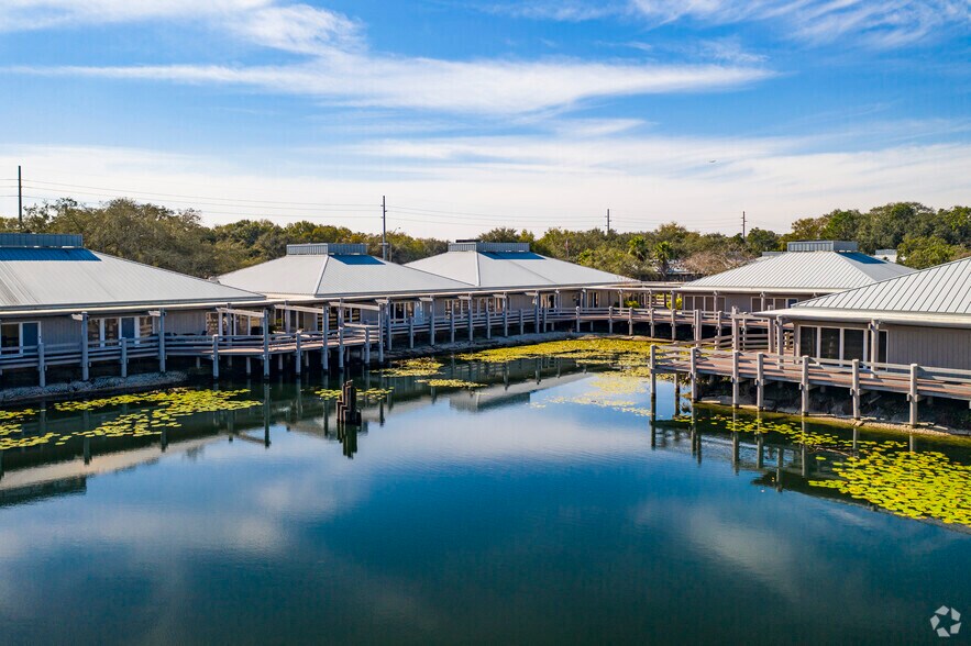 More Photos Of 2901 W Busch Blvd, Tampa Office For Lease