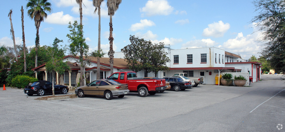 Primary Photo Of 4777-4785 Old Winter Garden Rd, Orlando Warehouse For Lease