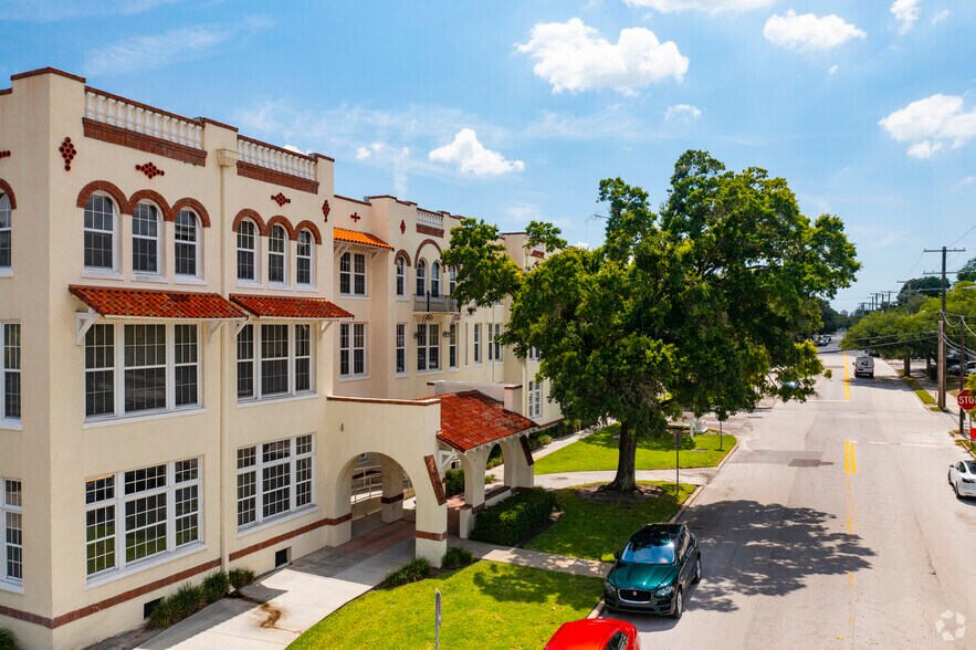 More Photos Of 600 S Magnolia Ave, Tampa Office For Lease