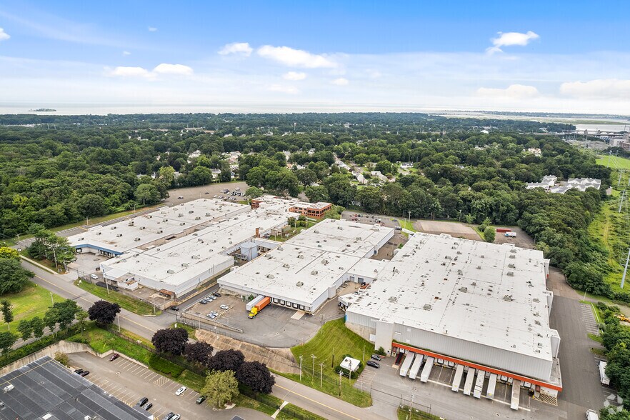 Primary Photo Of 500 Bic Dr, Milford Warehouse For Lease