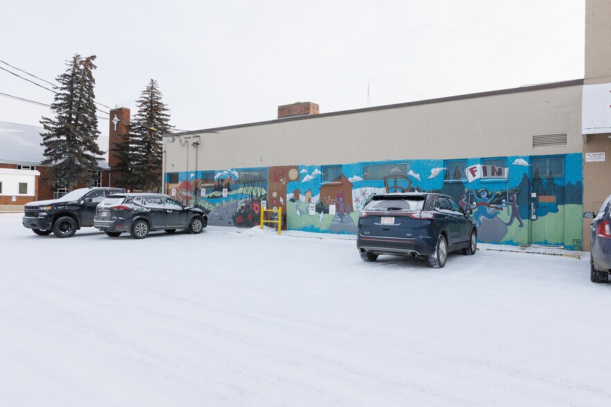 More Photos Of 4730 50 St, Red Deer Storefront Retail Office For Sale